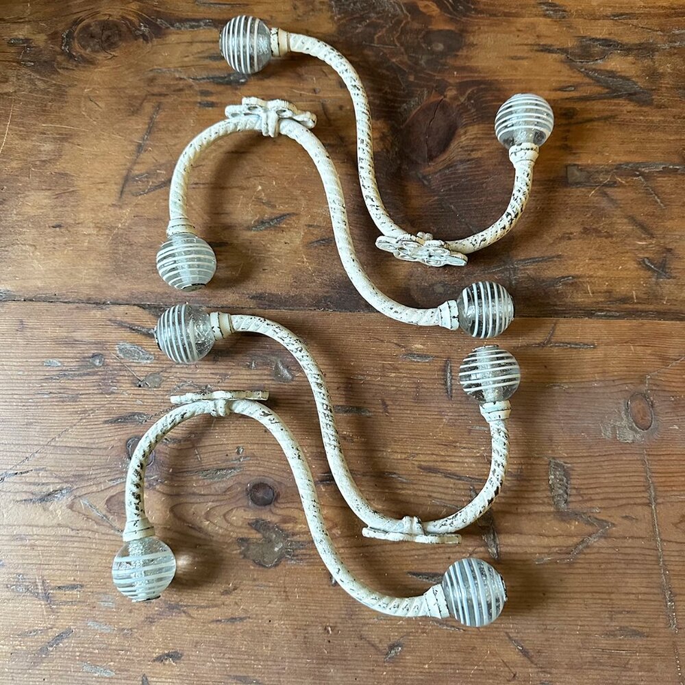 Anthropologie 4 Distressed White Glass & Iron Hooks NWOT - Picture 6 of 6